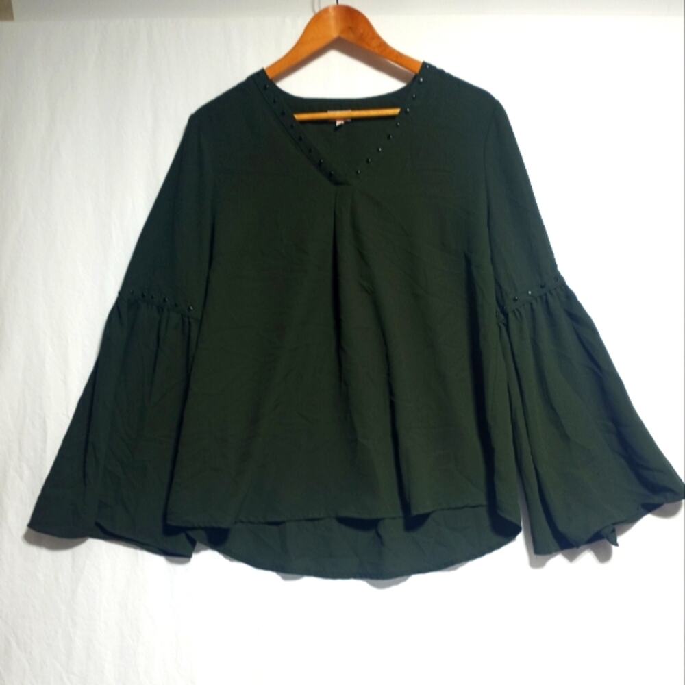 Pixley Woman's Large Bell Sleeve Metal Decor Olive Green Top